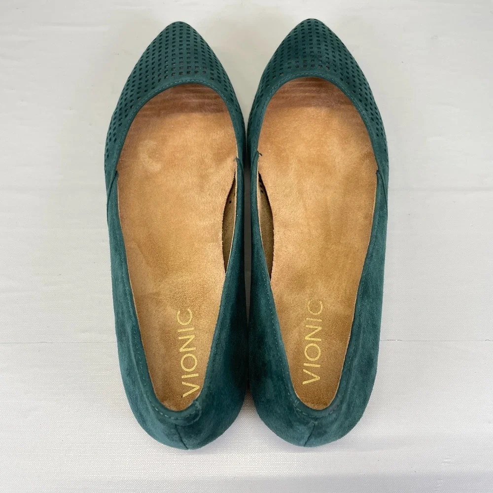 Vionic Posey Shoes Womens Size 8 Green Suede Slip On Pointed Toe Ballet Flats